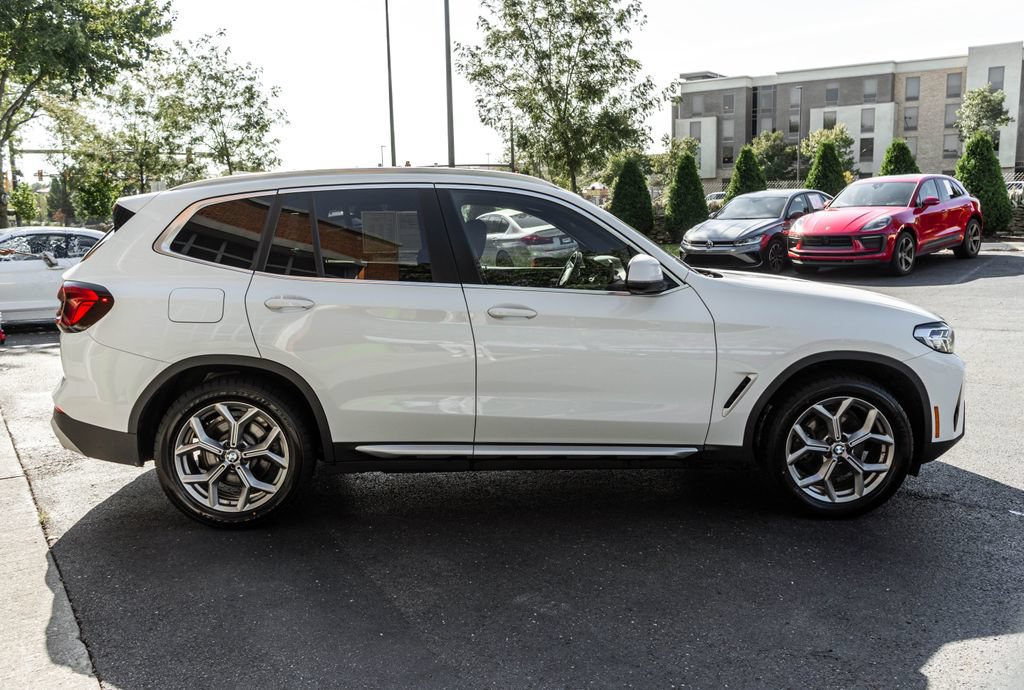 Used 2023 BMW X3 xDrive30i w/ Premium Essential Package AWD/4WD image 3