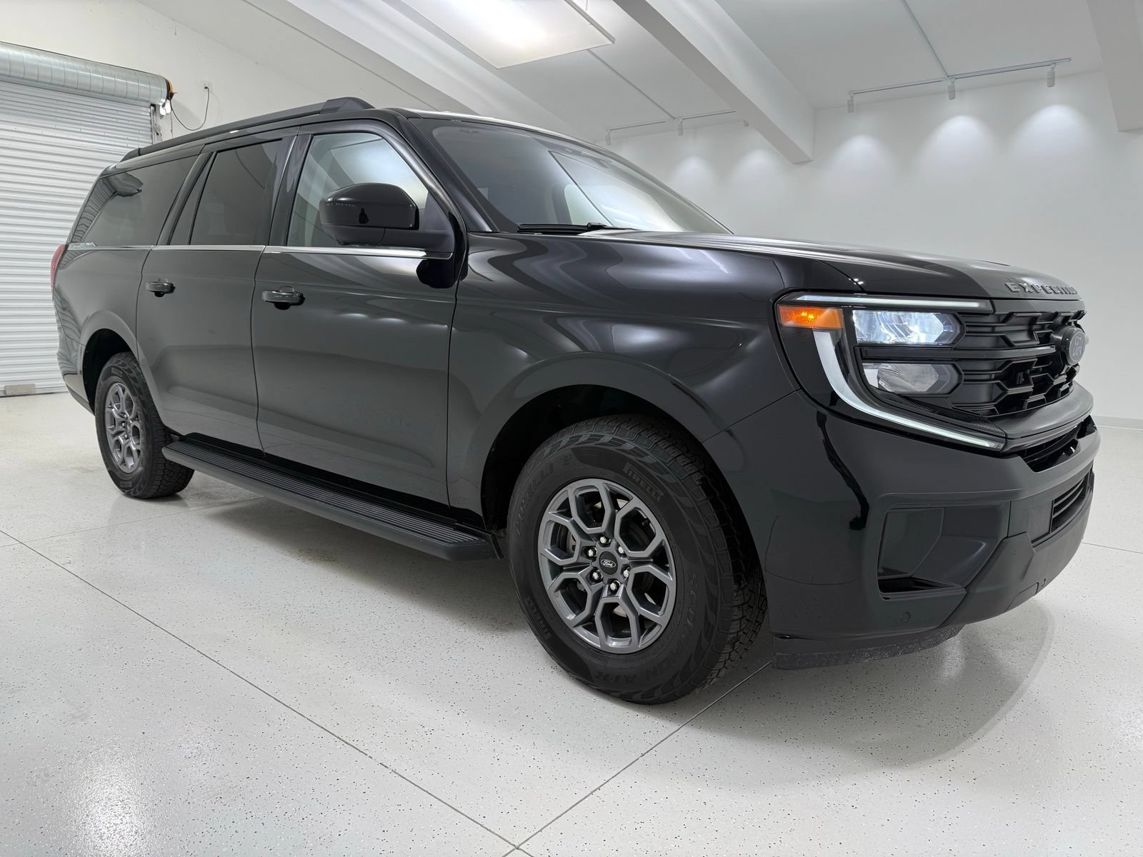 Used 2025 Ford Expedition Max Active AWD/4WD video 1
