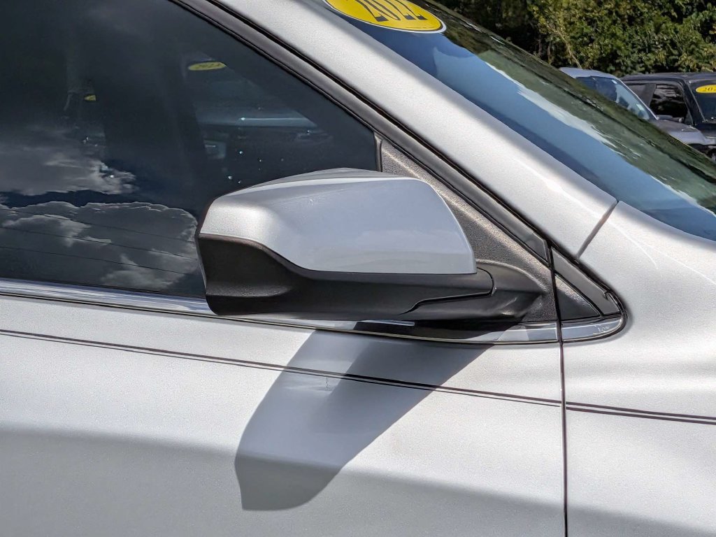 Used 2022 Chevrolet Equinox LT FWD image 12