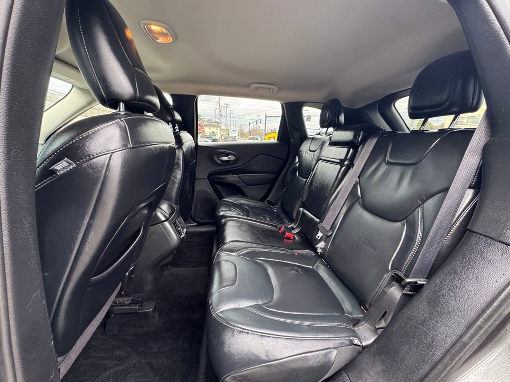 Used 2014 Jeep Cherokee Limited AWD/4WD image 13