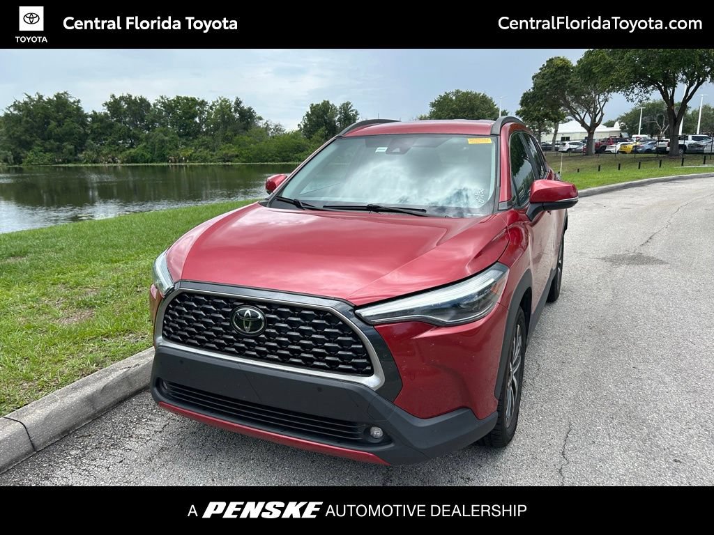 Used 2022 Toyota Corolla Cross XLE