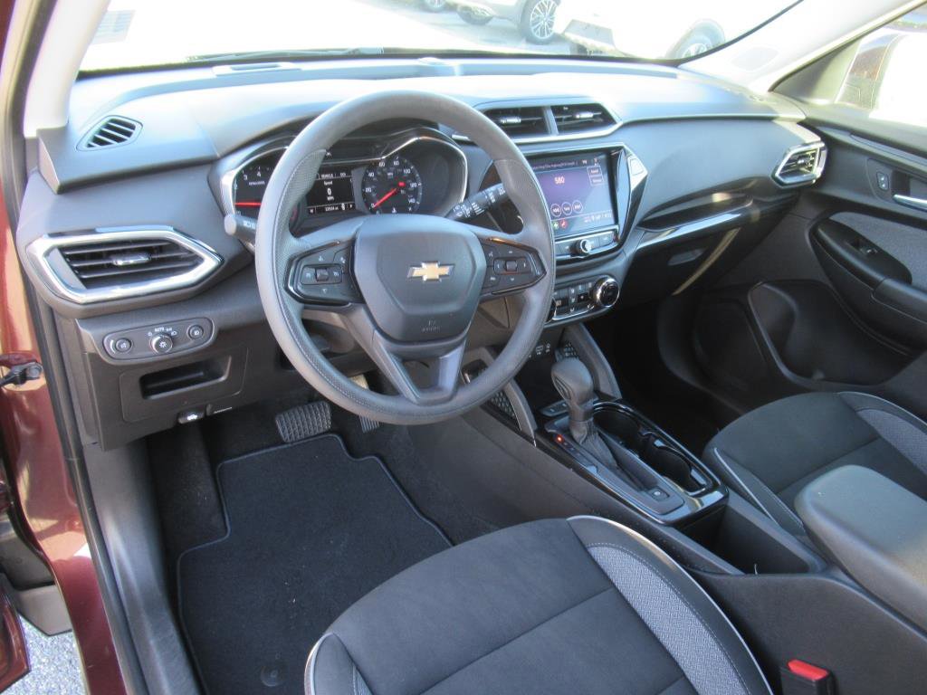 Used 2022 Chevrolet TrailBlazer LT w/ Convenience Package image 14