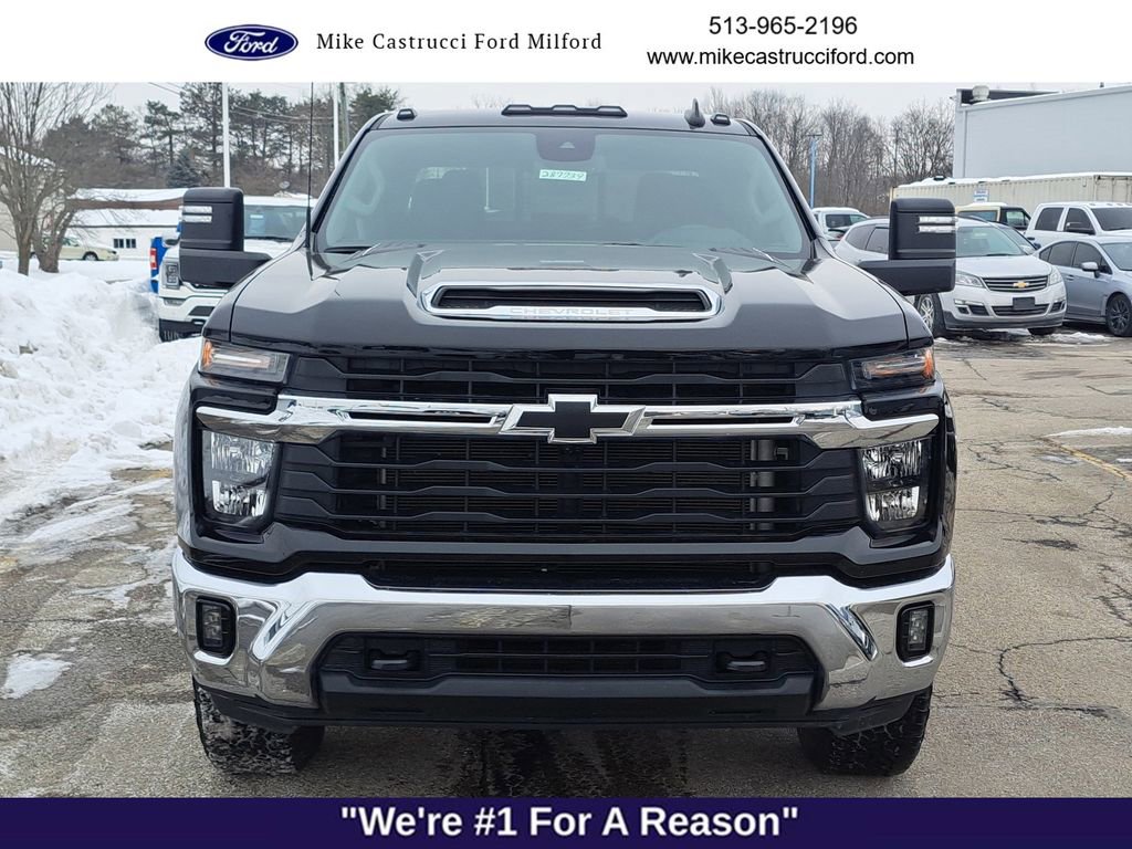 Used 2024 Chevrolet Silverado 2500 LT w/ Safety Package image 8