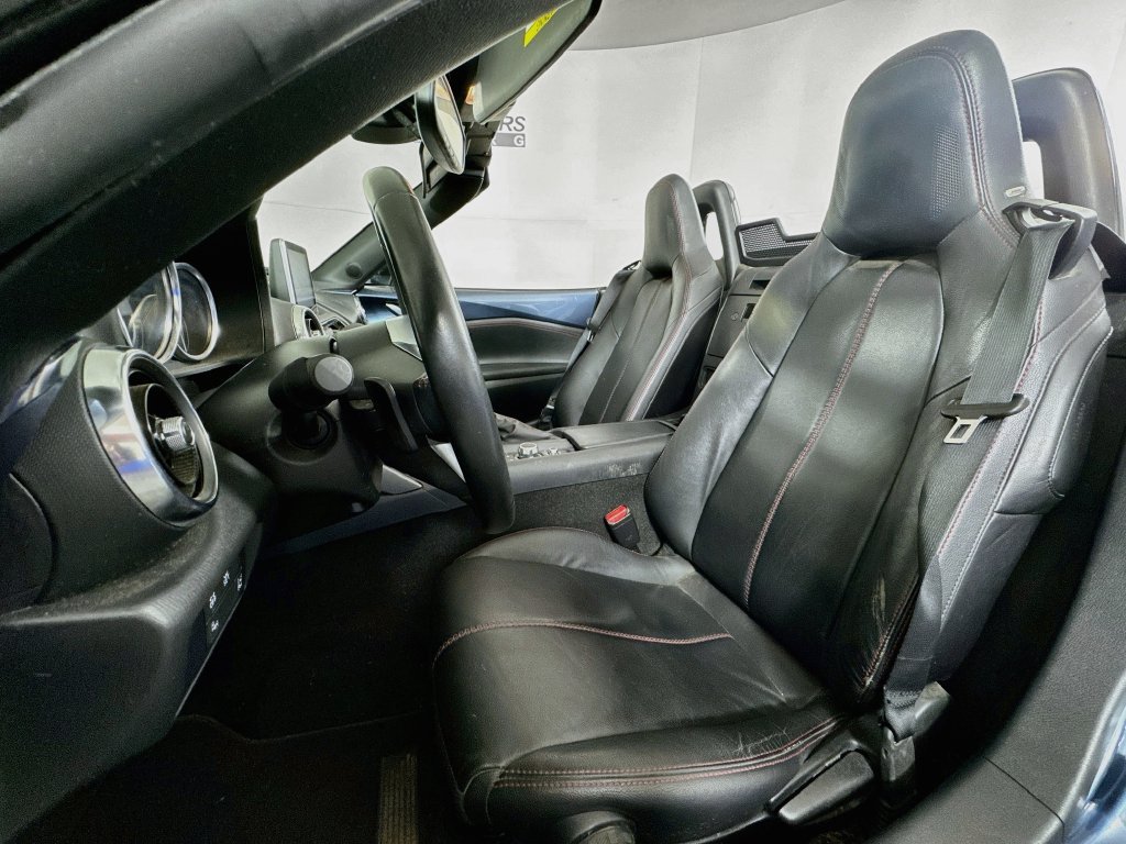 Used 2016 MAZDA MX-5 Miata Grand Touring RWD image 21