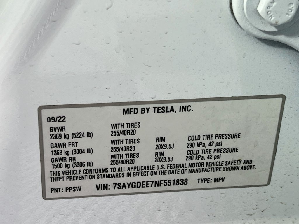 Used 2022 Tesla Model Y Long Range AWD/4WD image 13