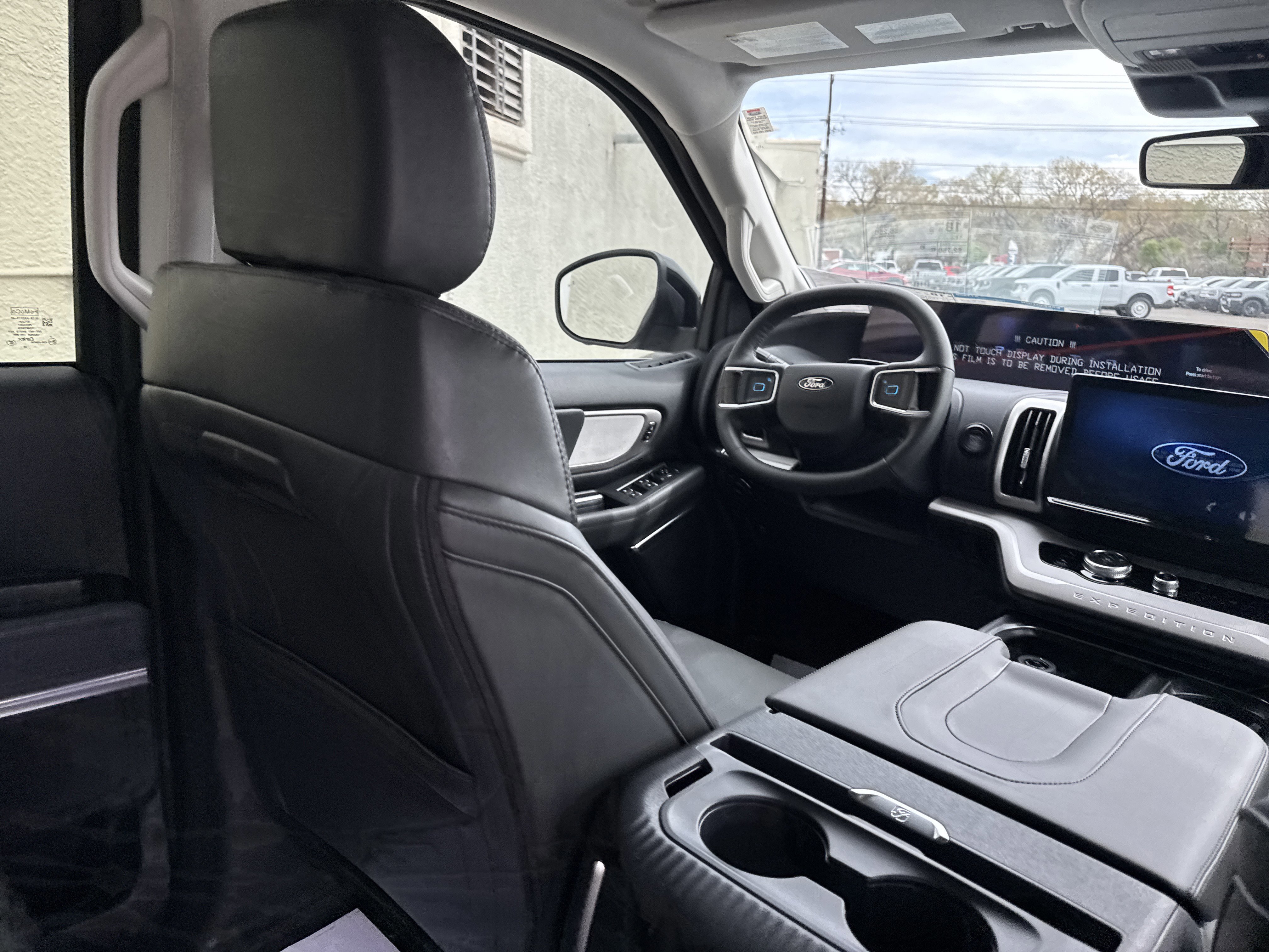 New 2026 Ford Expedition Active image 16