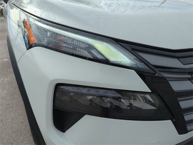 New 2026 Nissan Rogue S image 11