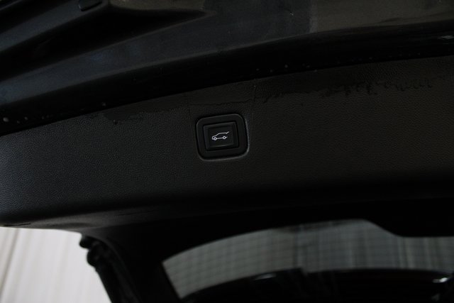 Used 2022 Chevrolet Blazer LT image 8