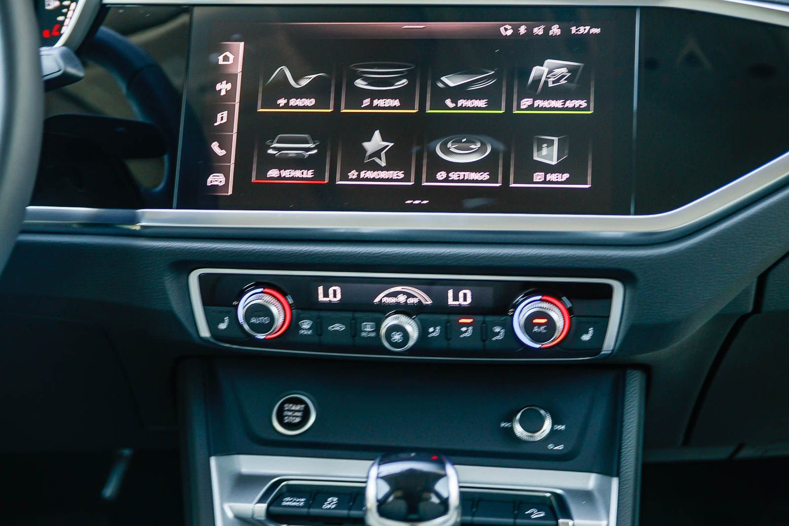 Used 2025 Audi Q3 2.0T Premium w/ Convenience Package image 13