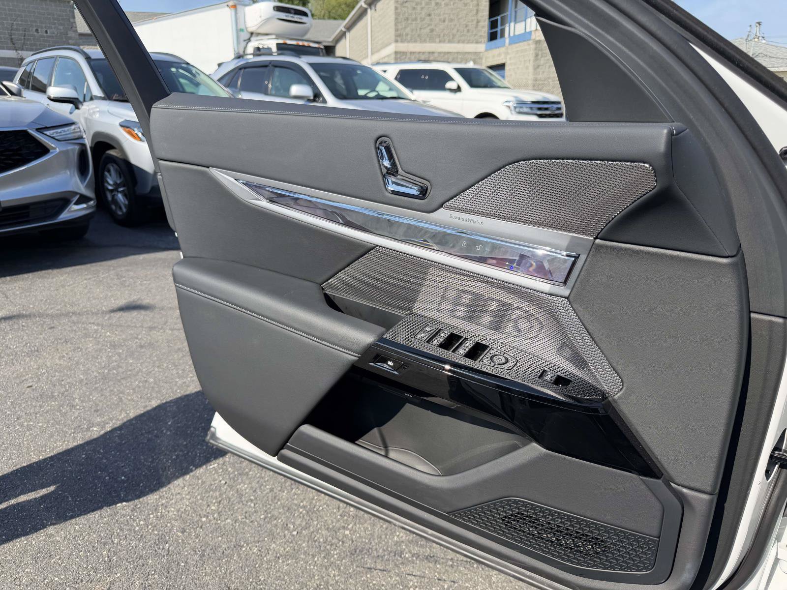 Used 2026 BMW 740i xDrive AWD/4WD image 26