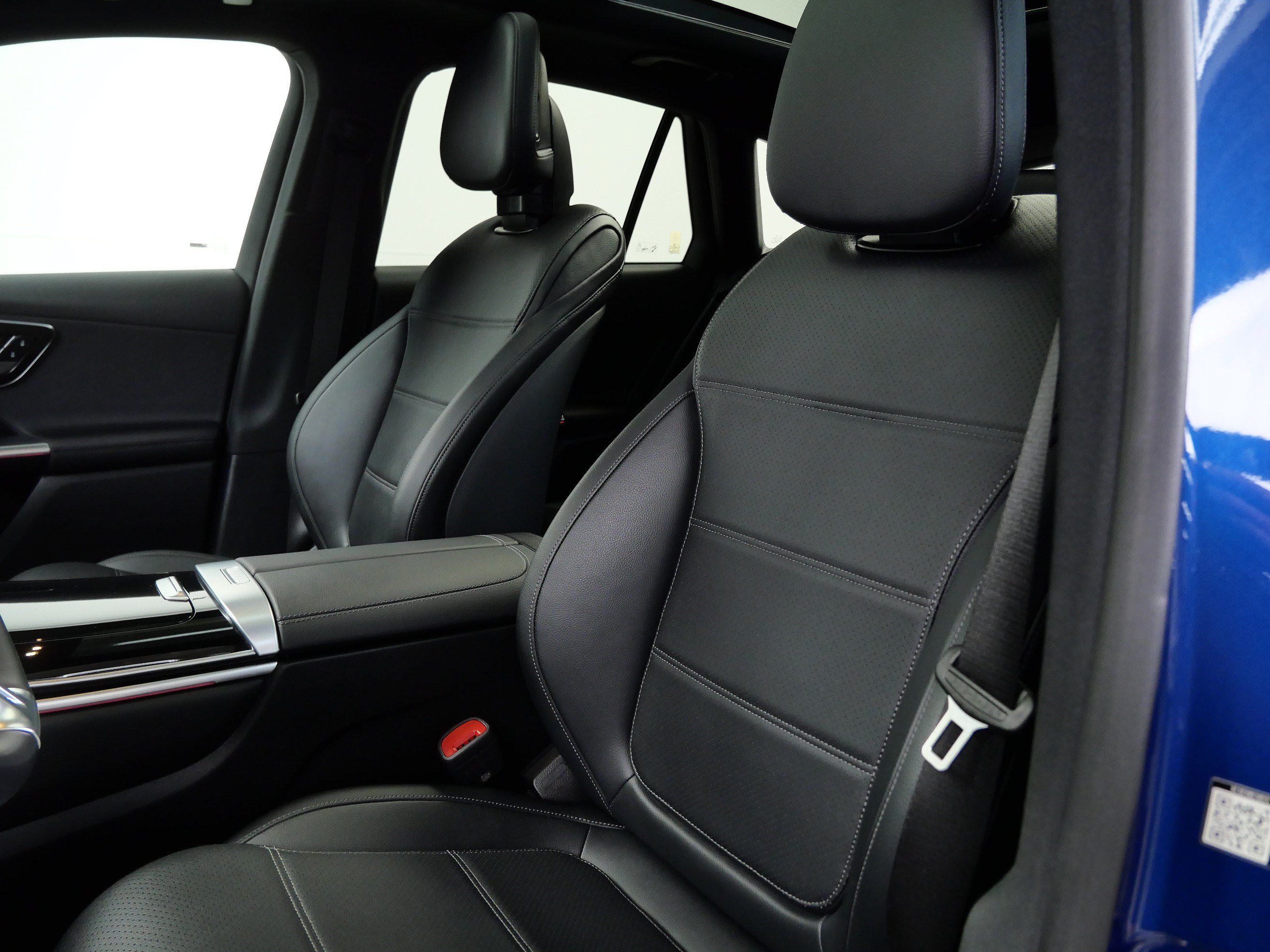 Certified 2026 Mercedes-Benz GLC 300 4MATIC image 15