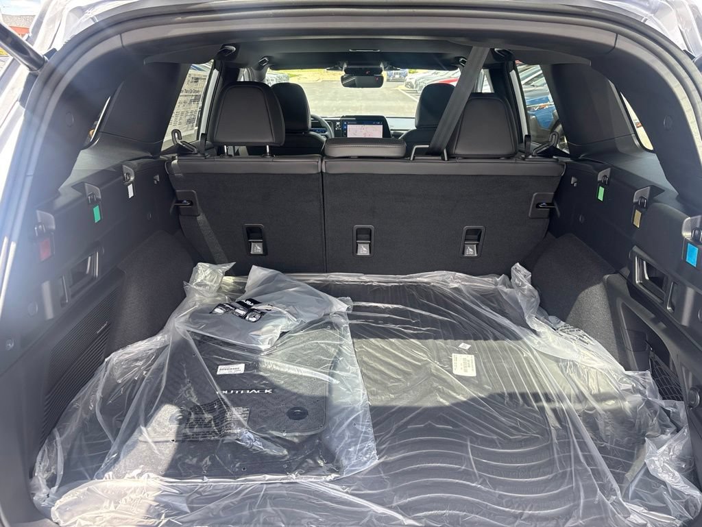 New 2026 Subaru Outback Limited XT AWD/4WD image 11