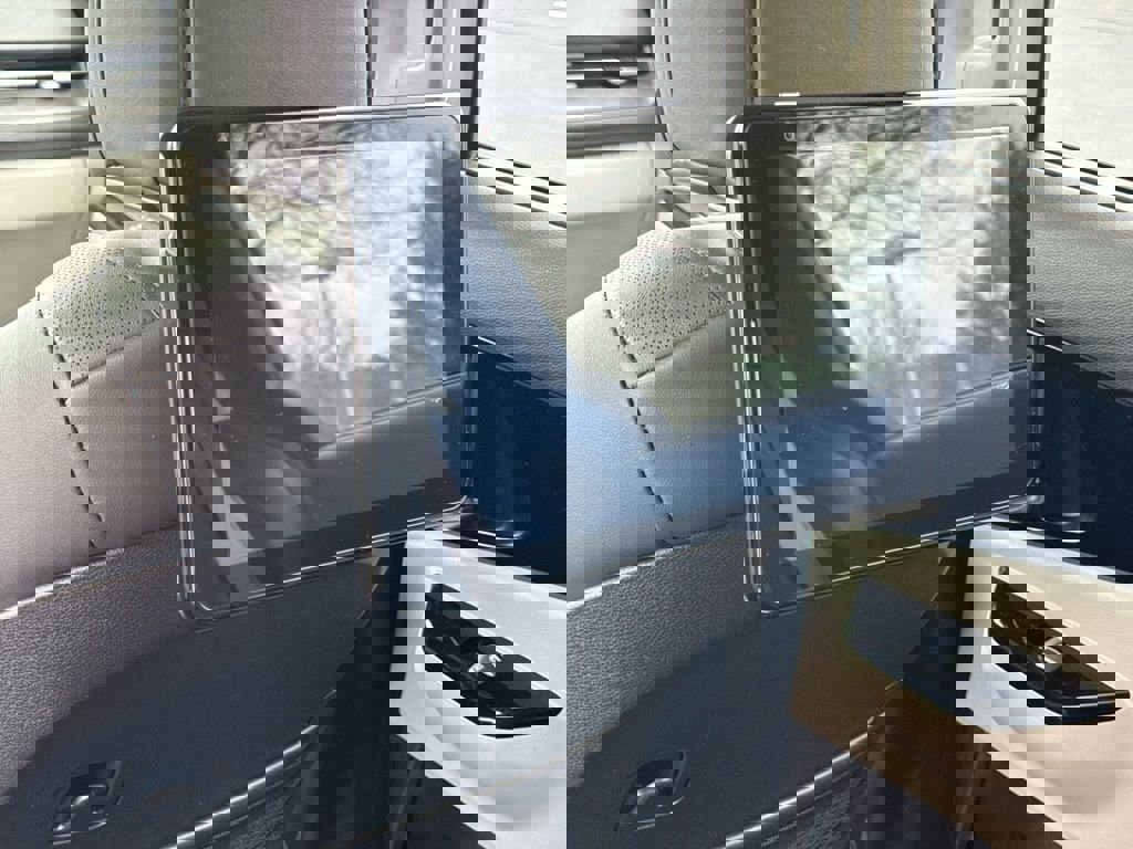 Used 2022 Kia Carnival SX image 20