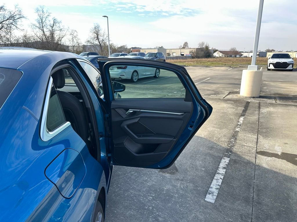 Used 2022 Audi A3 2.0T Premium image 29