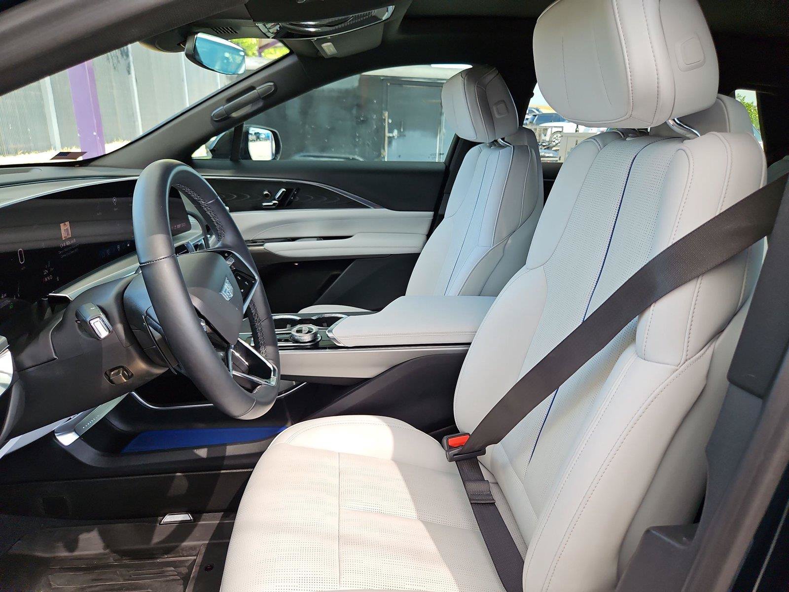 Certified 2024 Cadillac Lyriq Sport w/ LPO, Floor Liner Package AWD/4WD image 28