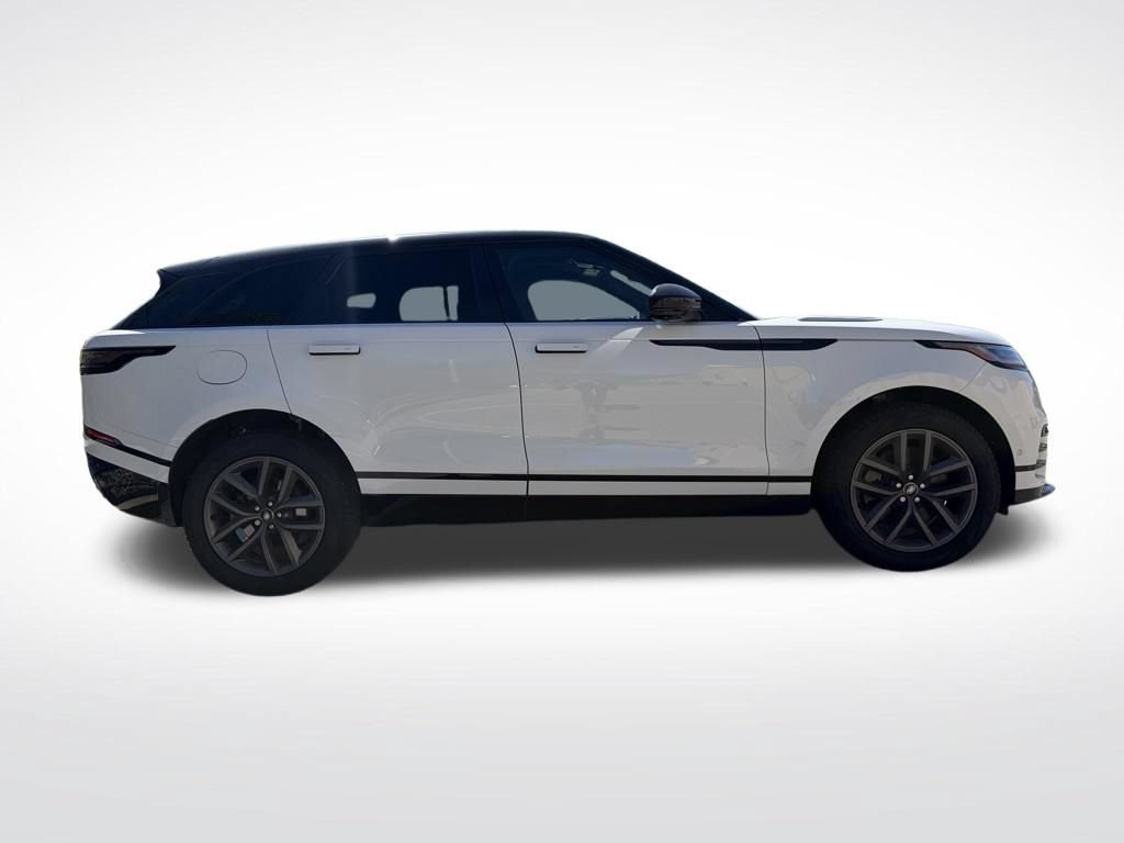 Certified 2026 Land Rover Range Rover Velar Dynamic SE AWD/4WD image 4