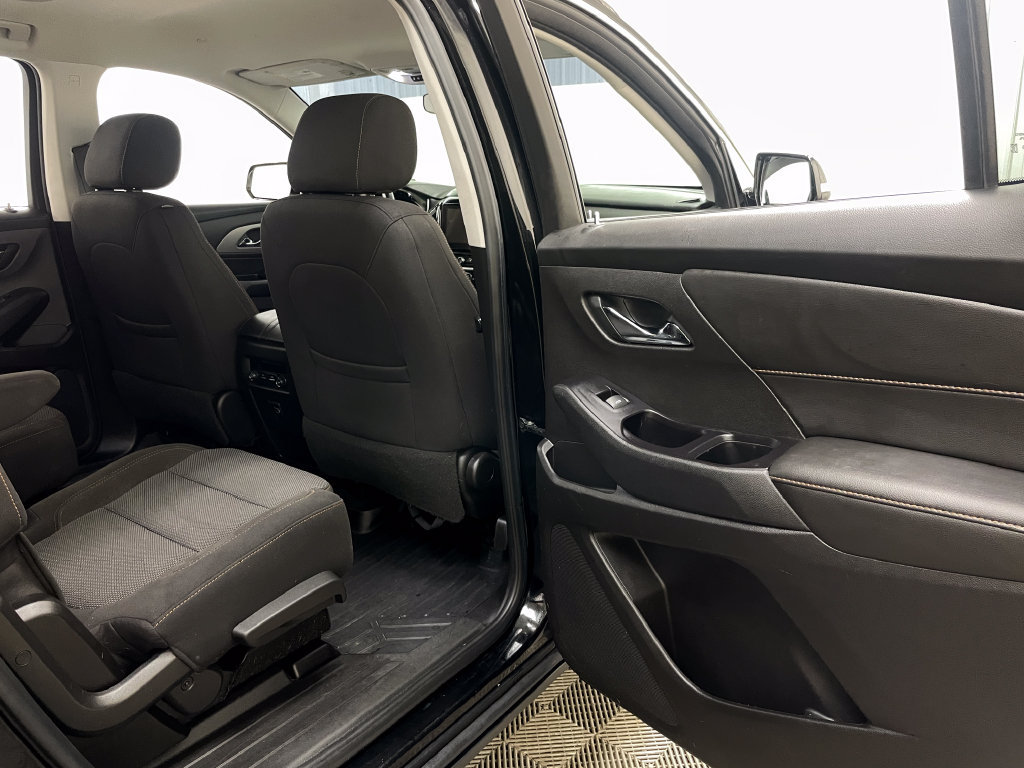 Certified 2019 Chevrolet Traverse LT AWD/4WD image 39