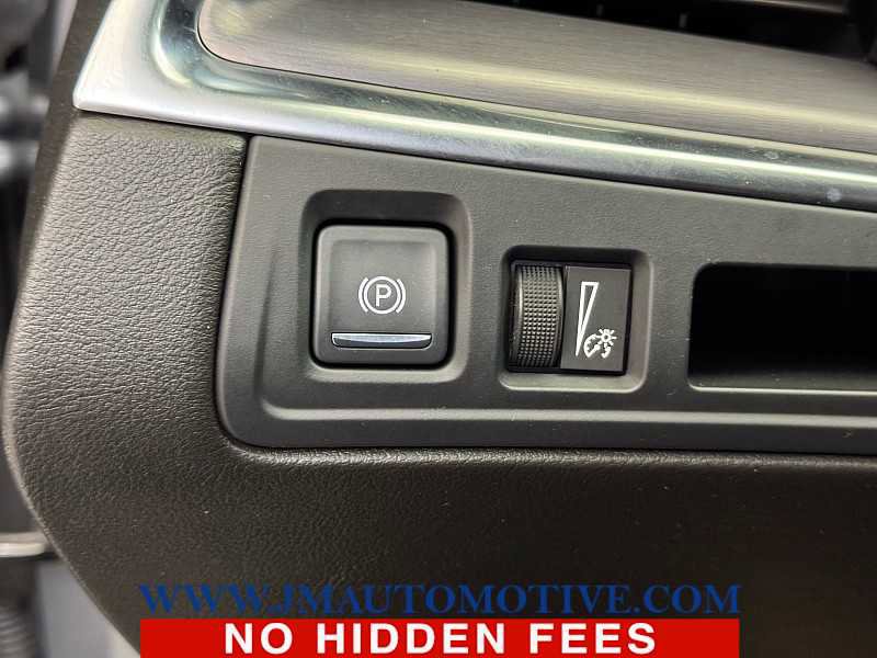 Used 2022 Cadillac XT5 Luxury image 30