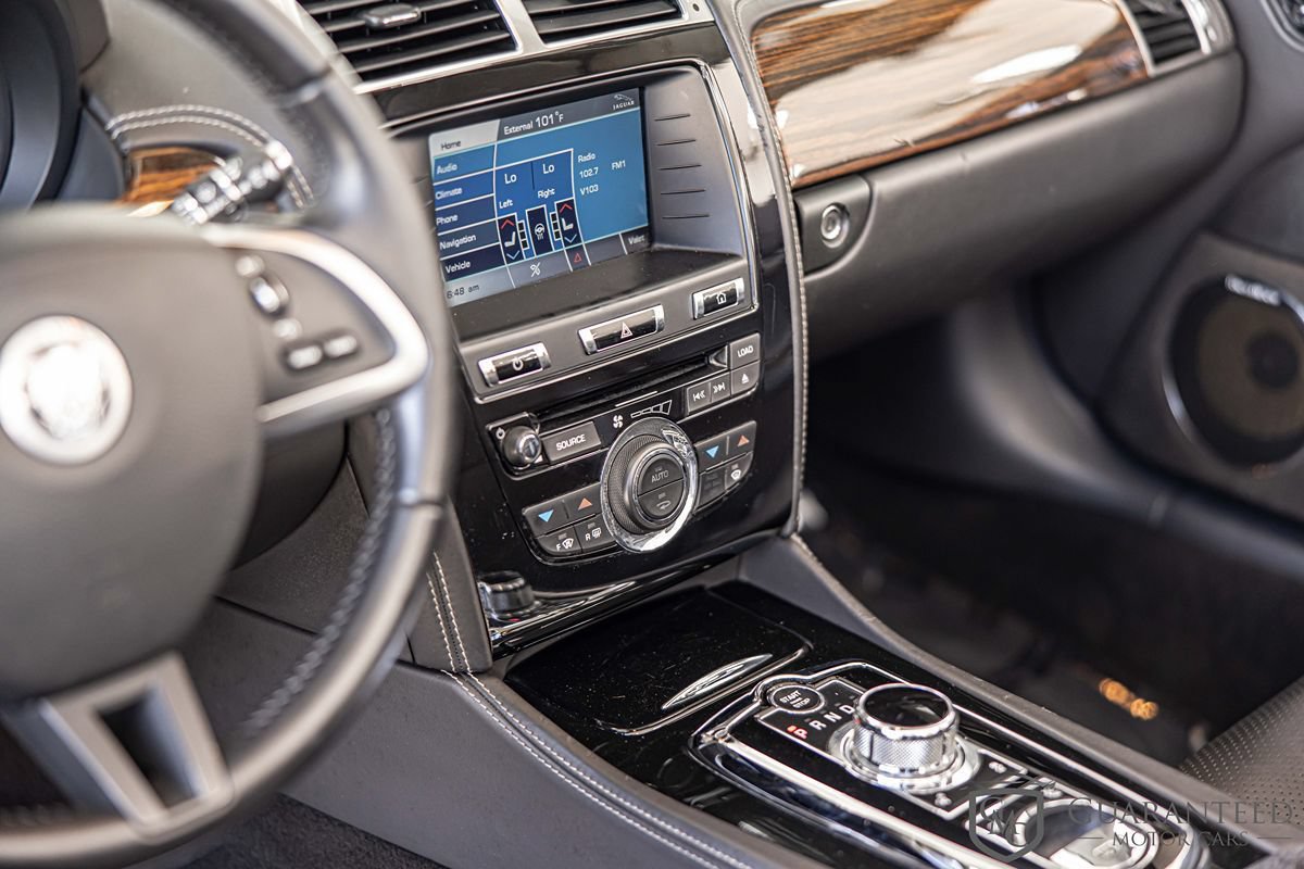 Used 2012 Jaguar XK Convertible RWD image 20