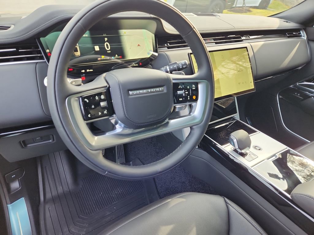 New 2026 Land Rover Range Rover Long Wheelbase SE image 15