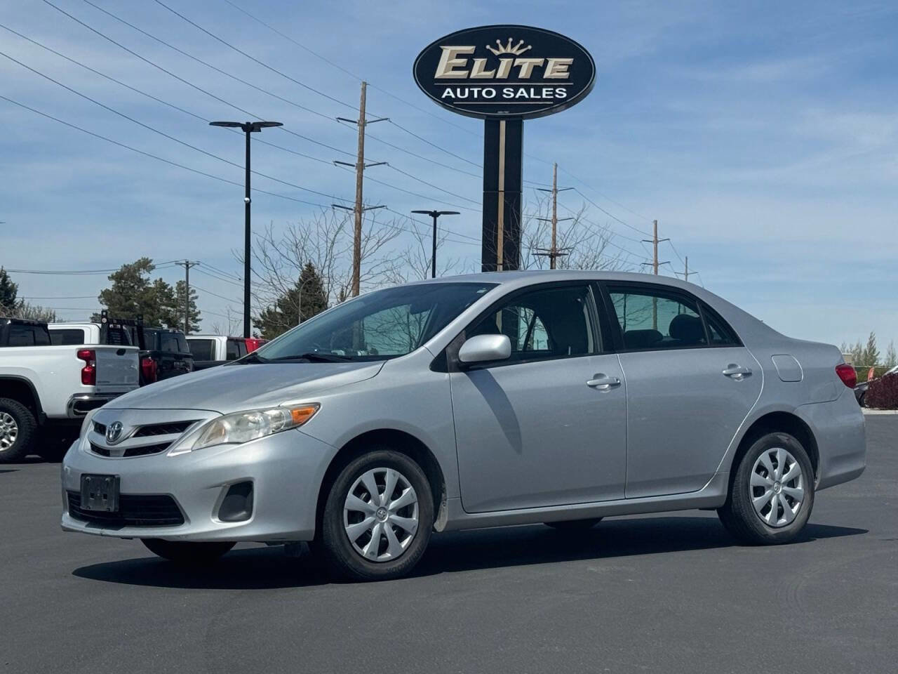 Used 2011 Toyota Corolla LE FWD image 1