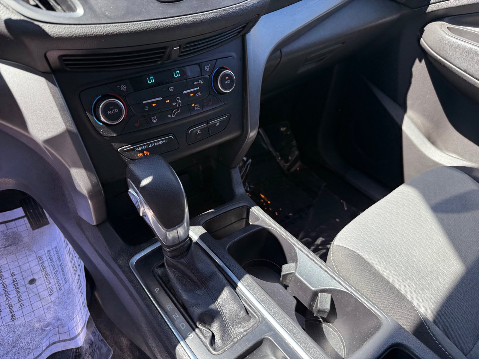 Used 2018 Ford Escape SE FWD image 13
