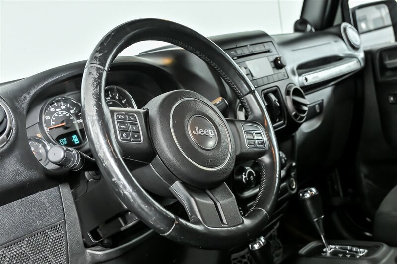 Used 2014 Jeep Wrangler Unlimited Sport w/ Quick Order Package 24S AWD/4WD image 18