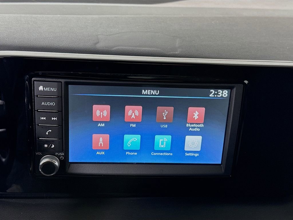 Certified 2025 Nissan Kicks S image 7