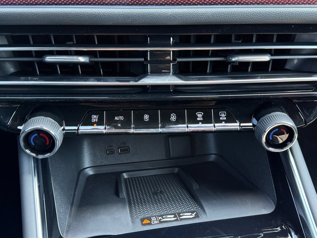 New 2027 Chevrolet Traverse RS FWD image 18