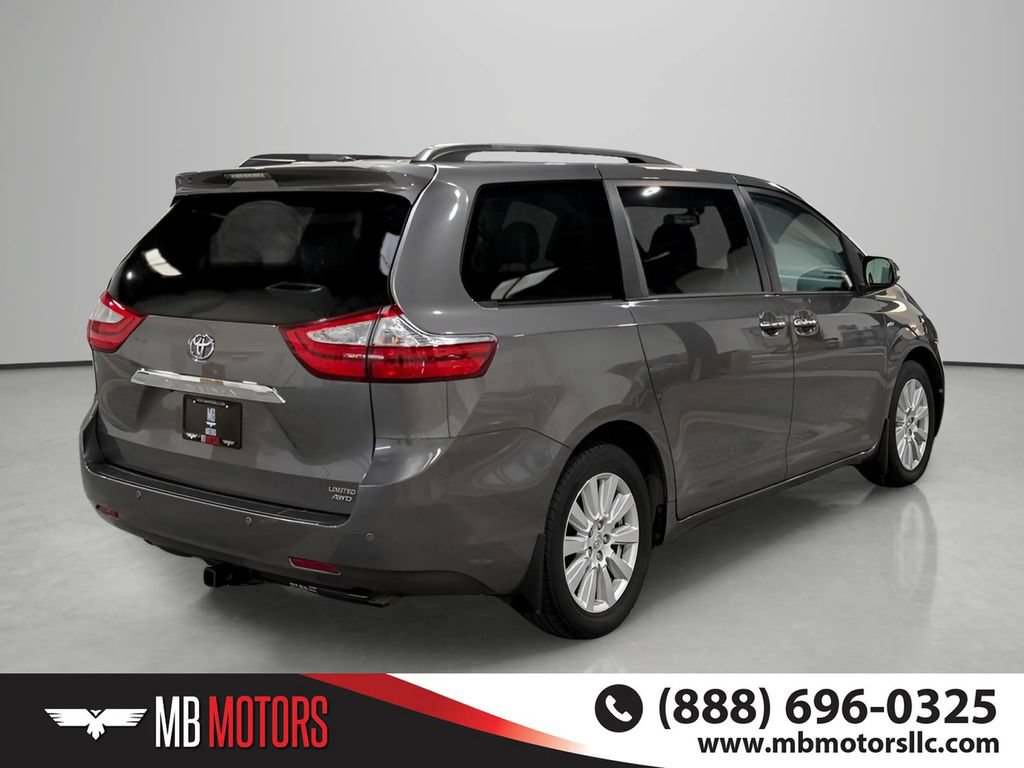Used 2017 Toyota Sienna Limited AWD/4WD image 5
