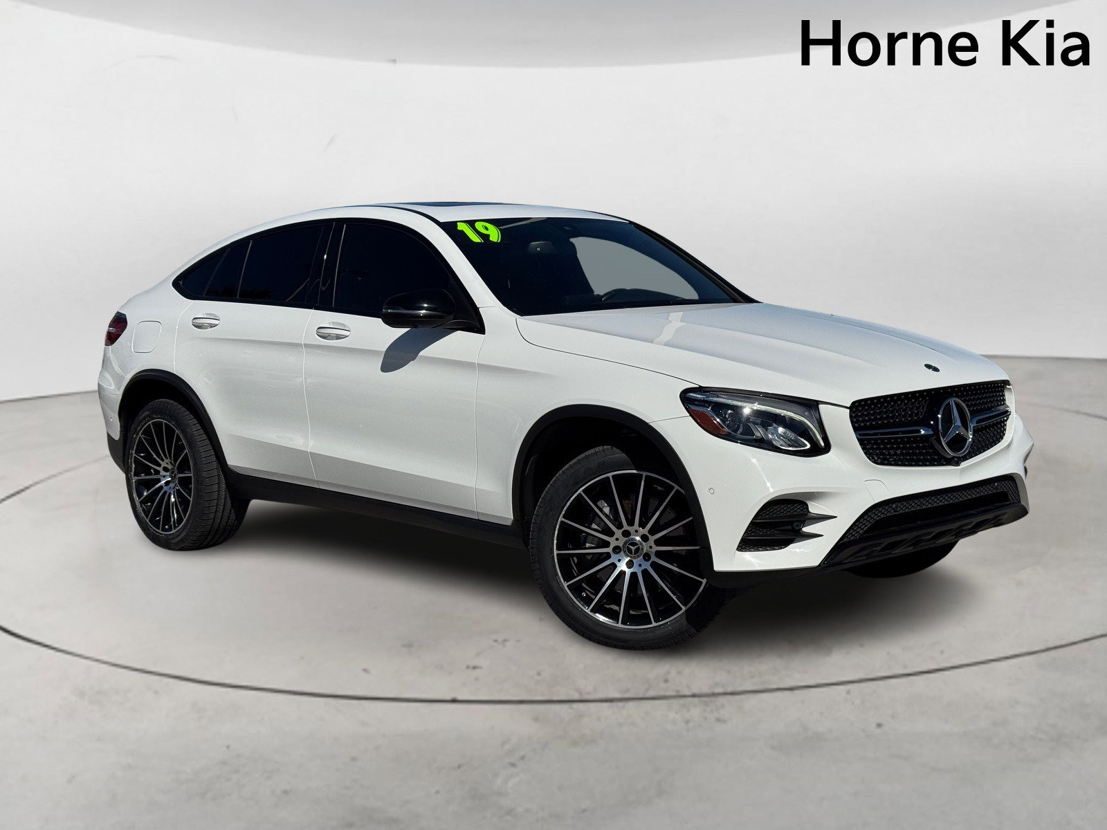Used 2019 Mercedes-Benz GLC 300 4MATIC Coupe image 2