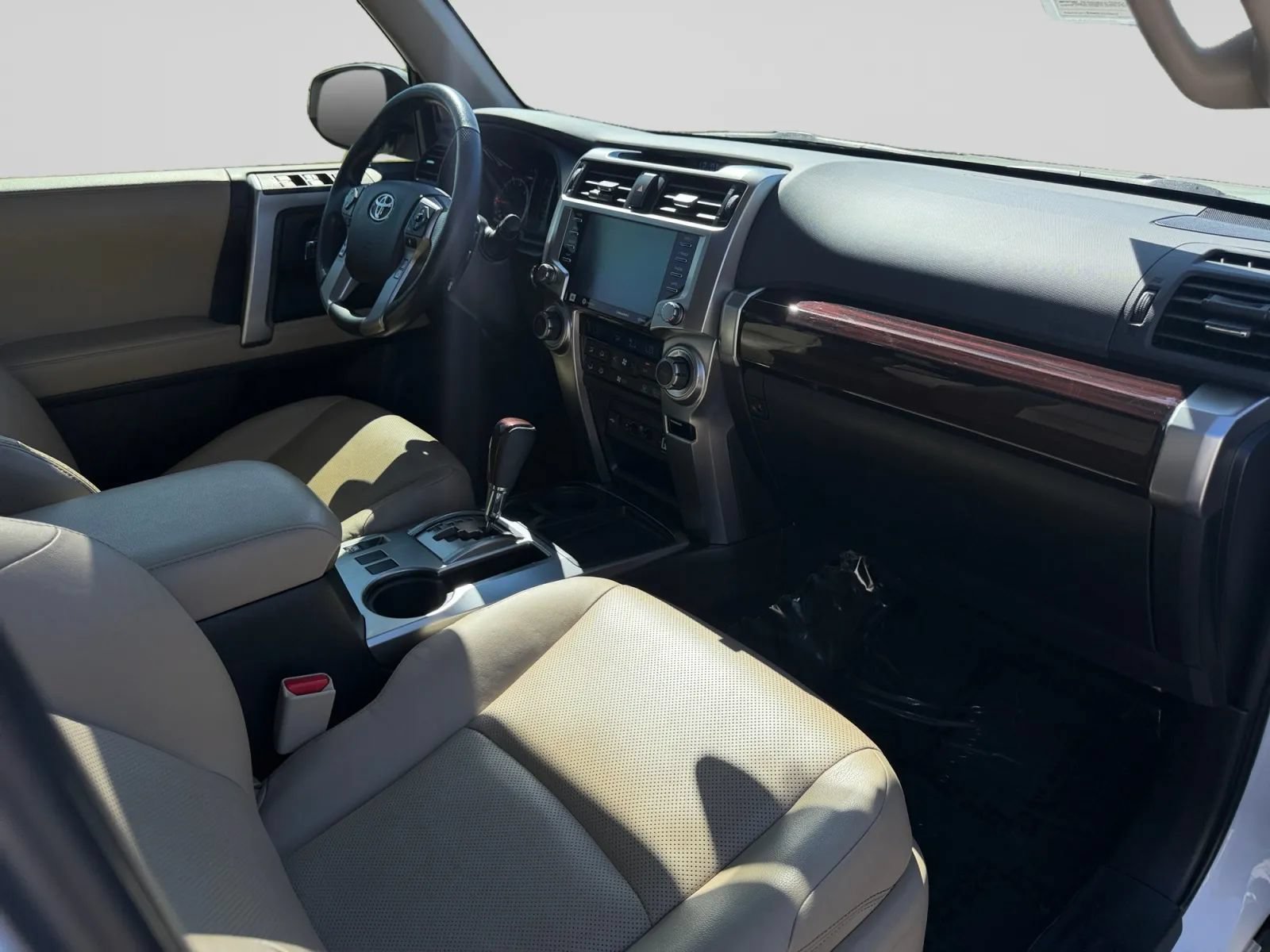 Used 2024 Toyota 4Runner Limited RWD image 32
