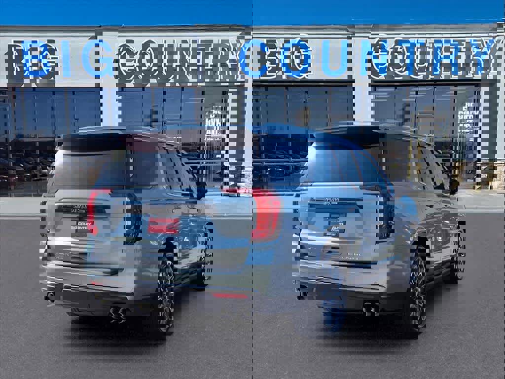 Used 2024 GMC Yukon Denali Ultimate image 7