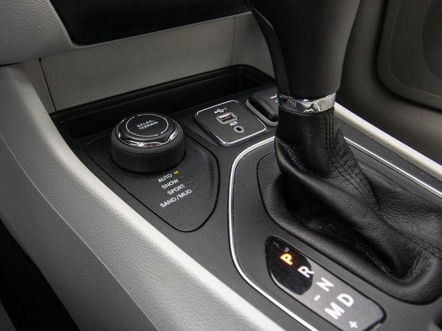 Used 2022 Jeep Cherokee Latitude Lux image 27