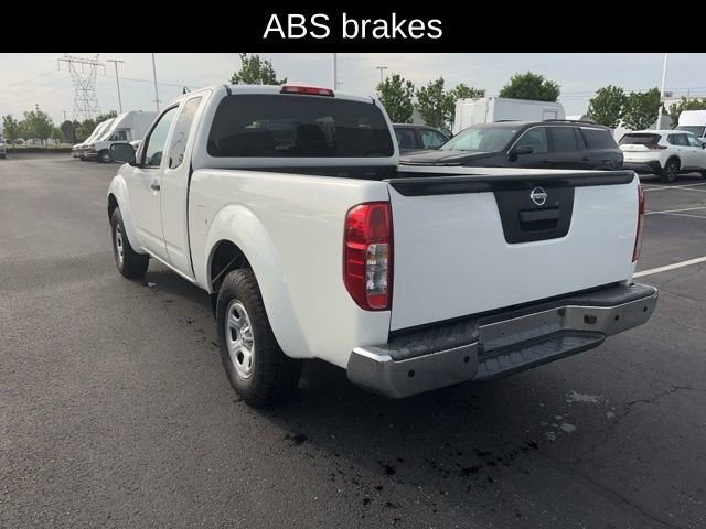 Used 2015 Nissan Frontier S RWD image 5
