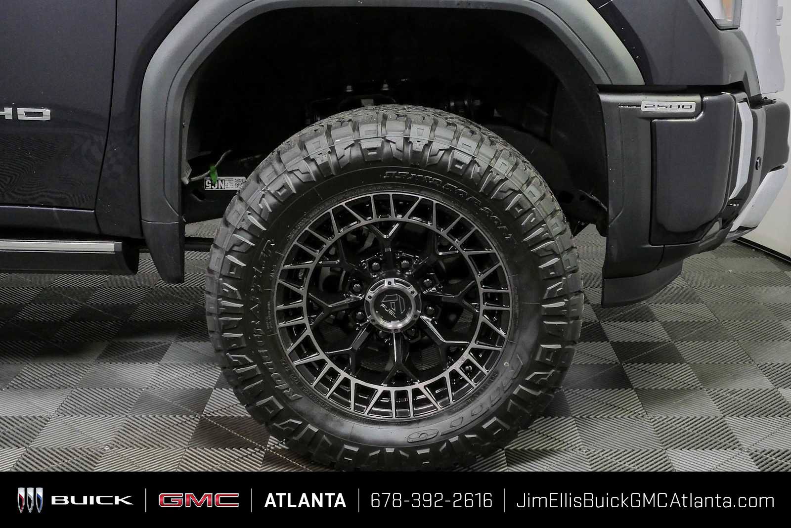 New 2026 GMC Sierra 2500 Denali w/ Denali Reserve Package AWD/4WD image 38