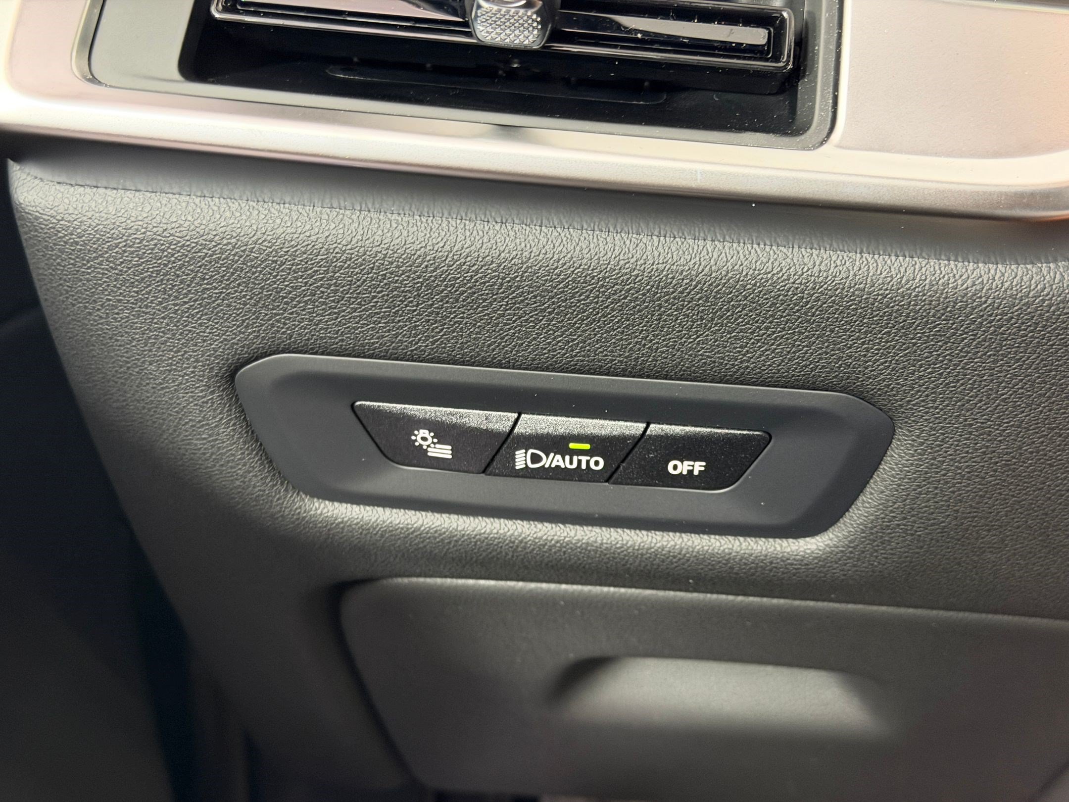 New 2027 BMW X6 M60i AWD/4WD image 19