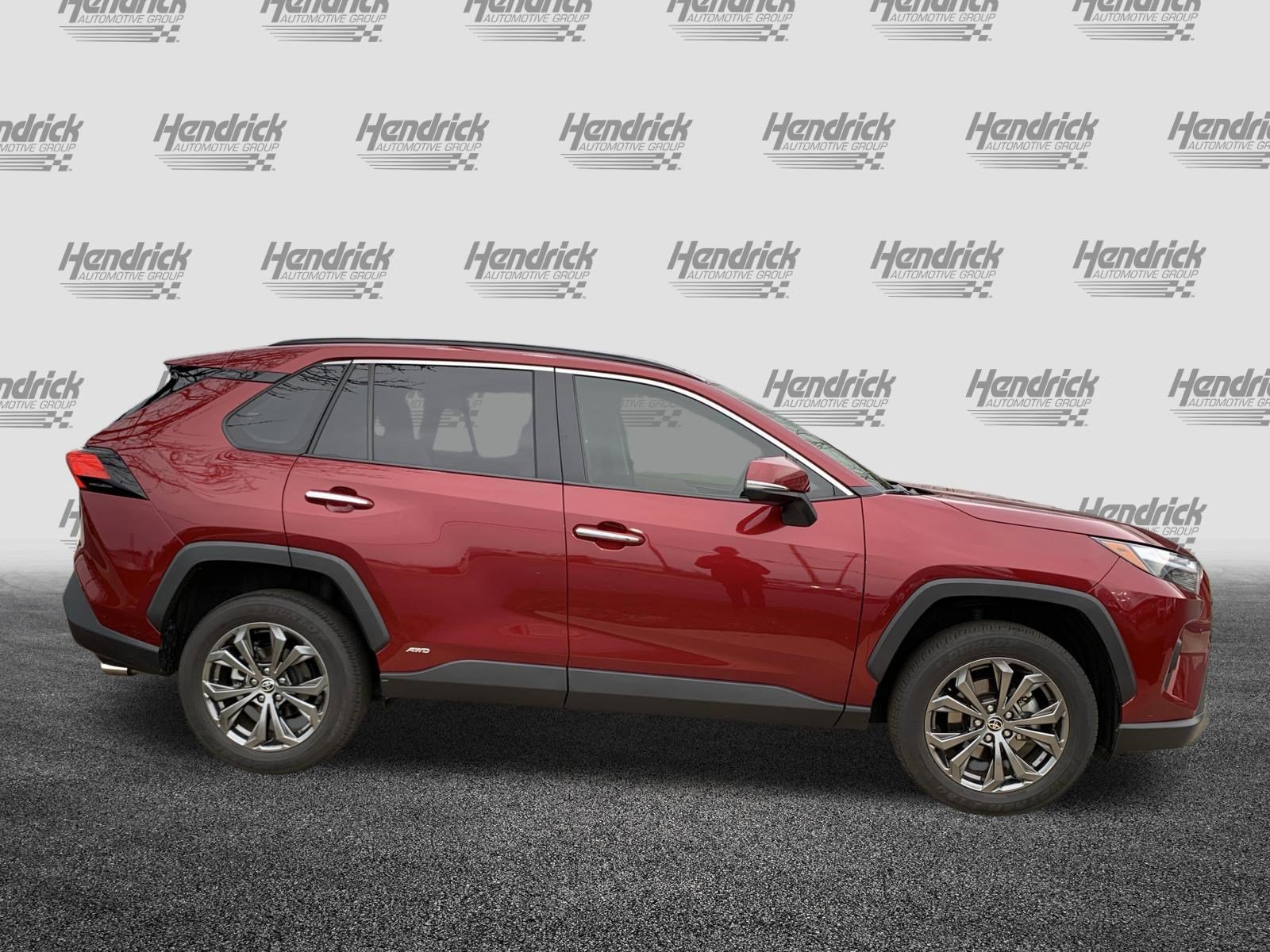 Used 2023 Toyota RAV4 Limited image 11