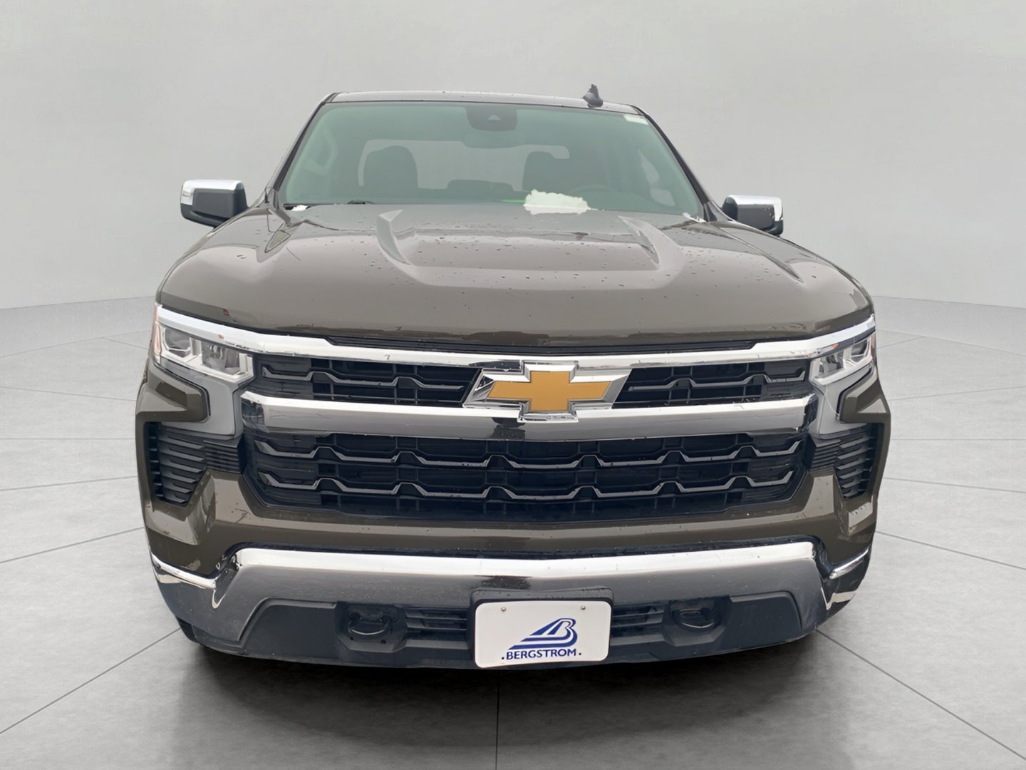Used 2024 Chevrolet Silverado 1500 LT image 3