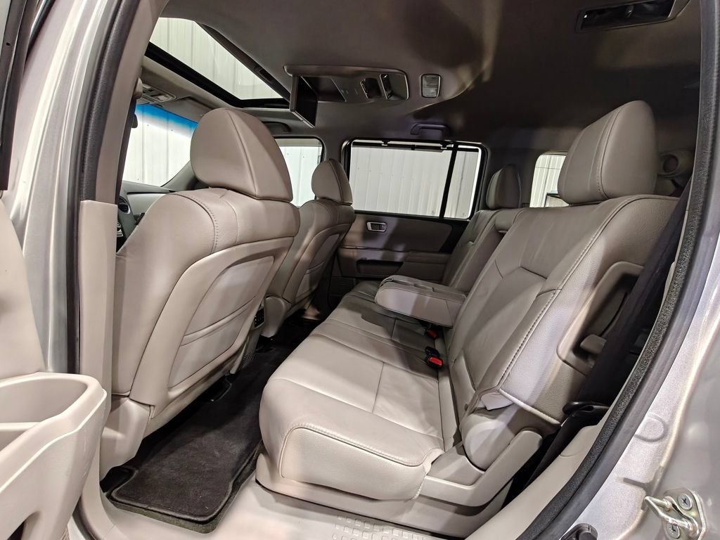 Used 2014 Honda Pilot Touring image 25