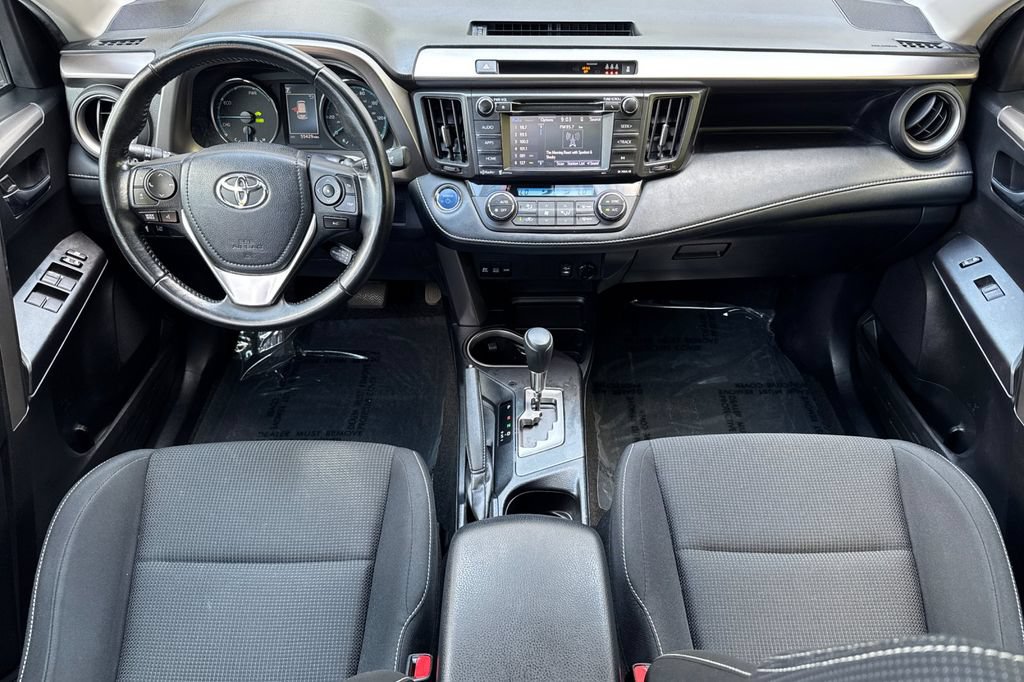 Certified 2018 Toyota RAV4 XLE AWD/4WD image 12