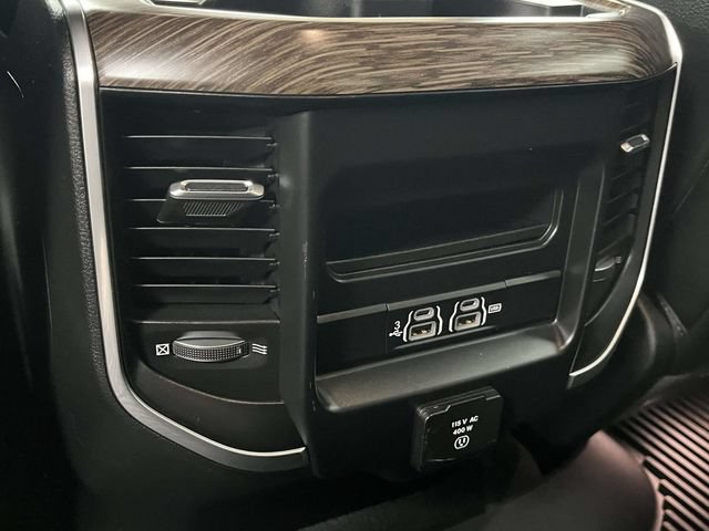 Used 2020 RAM 1500 Laramie AWD/4WD image 19