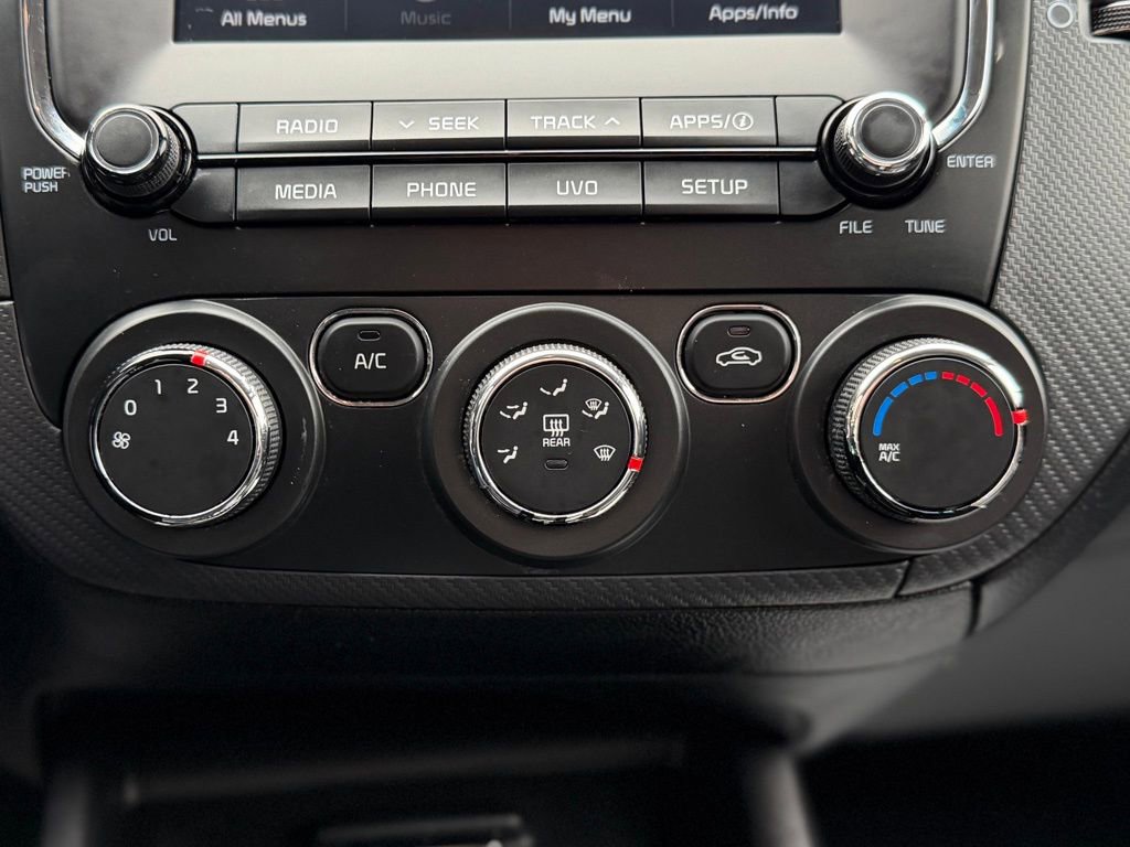 Used 2018 Kia Forte S image 14