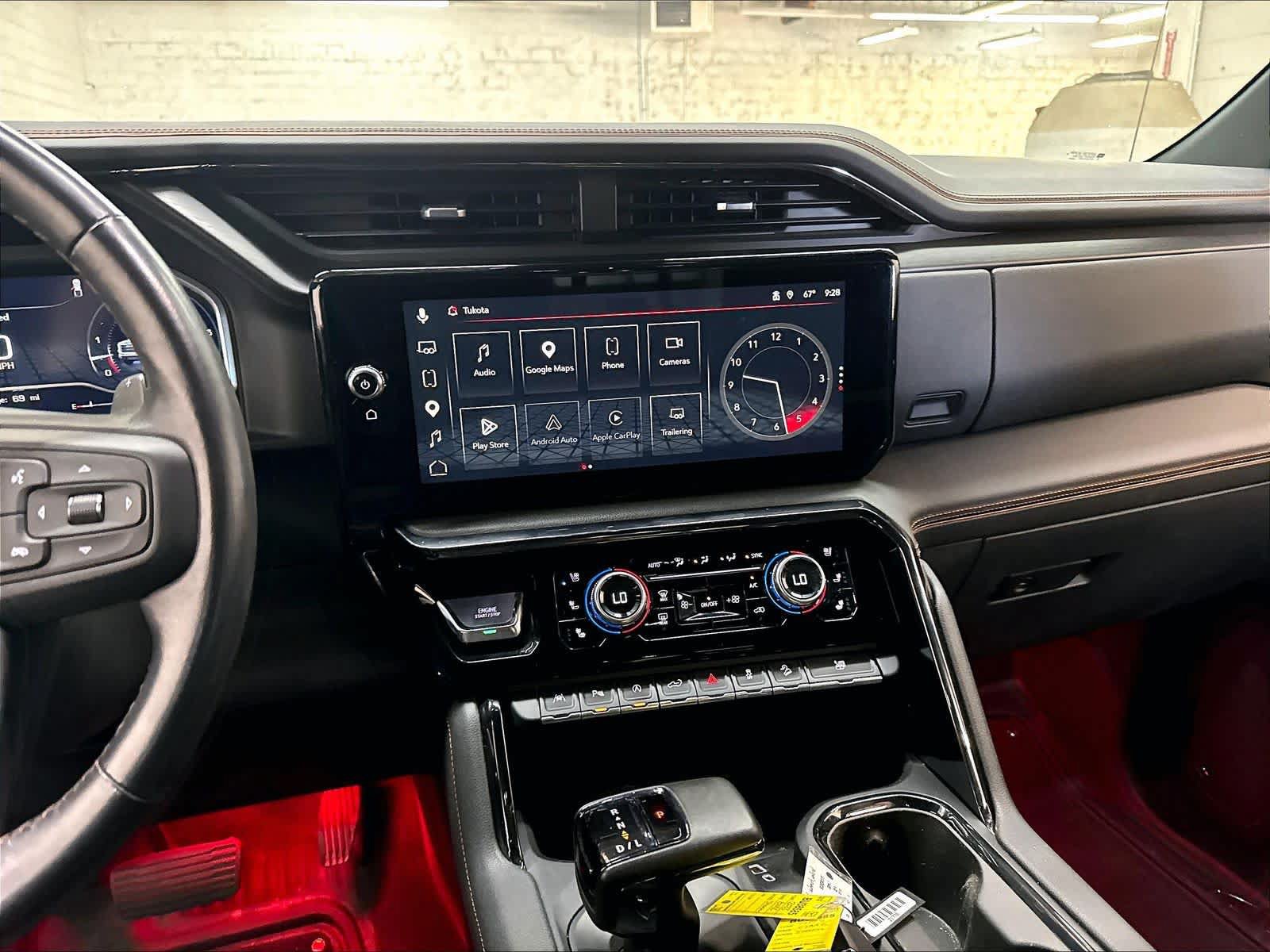 Used 2023 GMC Sierra 1500 AT4 w/ AT4 Premium Package AWD/4WD image 9
