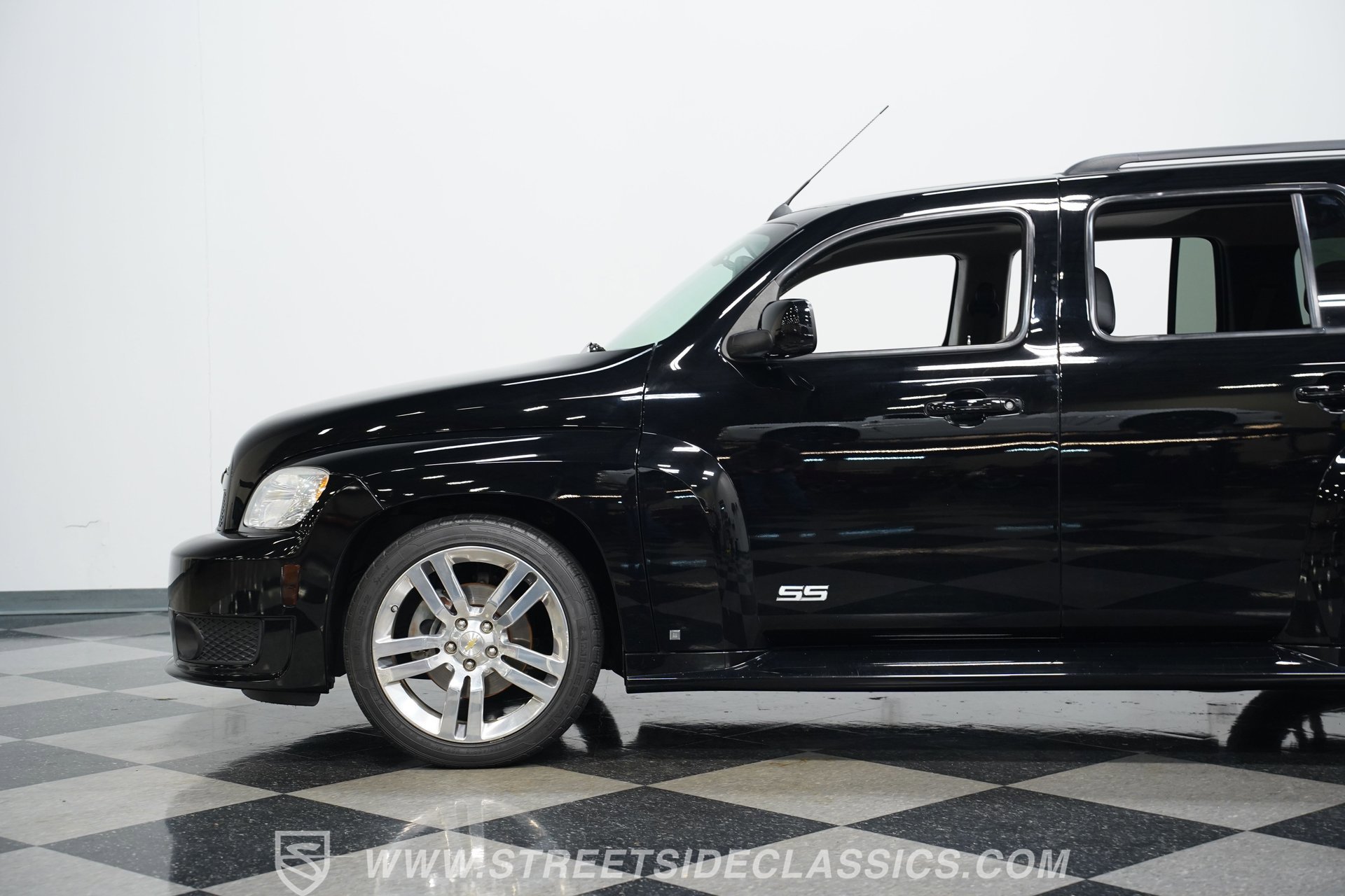 Used 2008 Chevrolet HHR SS FWD image 22