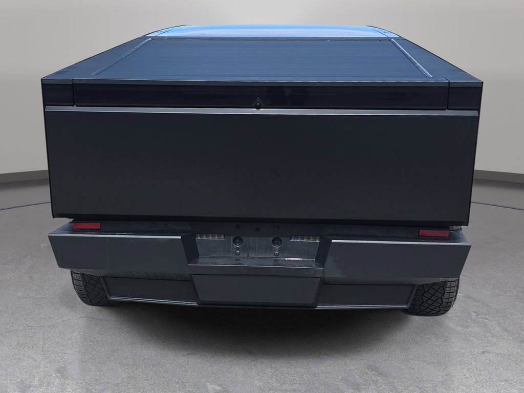 Used 2024 Tesla Cybertruck AWD Crew Cab image 7