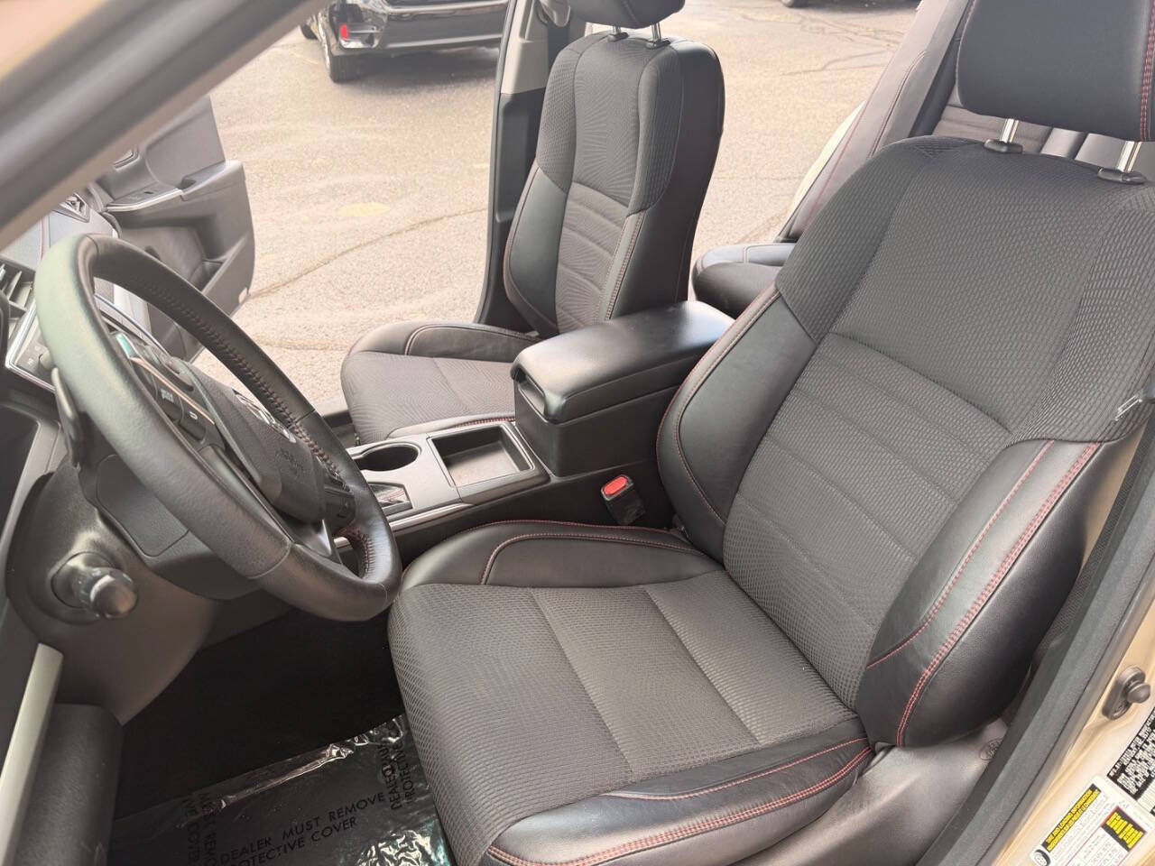 Used 2017 Toyota Camry SE FWD image 10