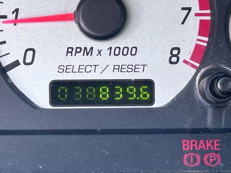 Used 2004 Ford Mustang Cobra image 22