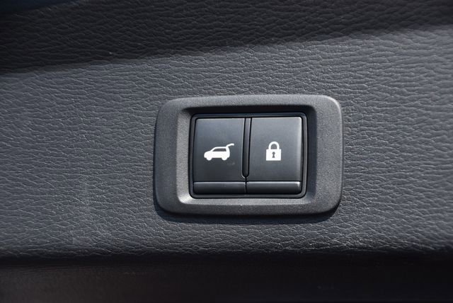 Used 2023 Mitsubishi Outlander AWD image 23