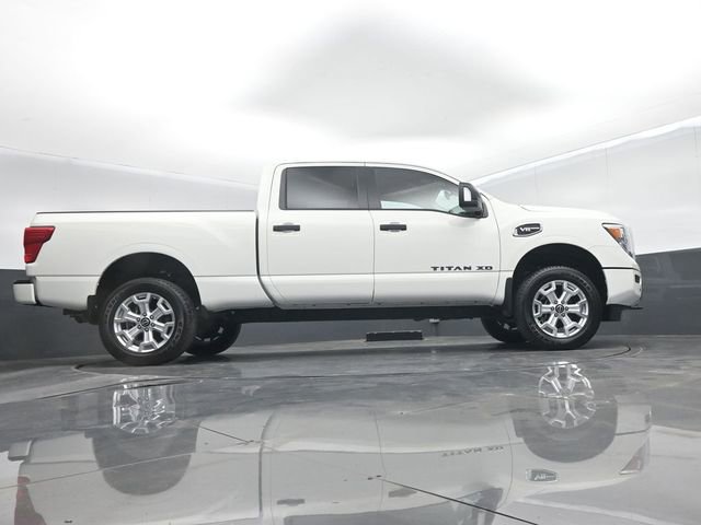 Used 2024 Nissan Titan SV w/ SV Convenience Package image 54